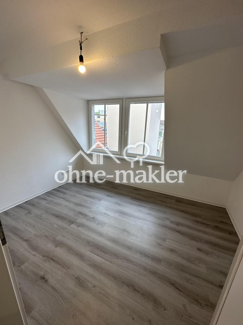 Kernsanierte 8-Zimmer Wohnung - Blick über Pforzheim - Photo 2
