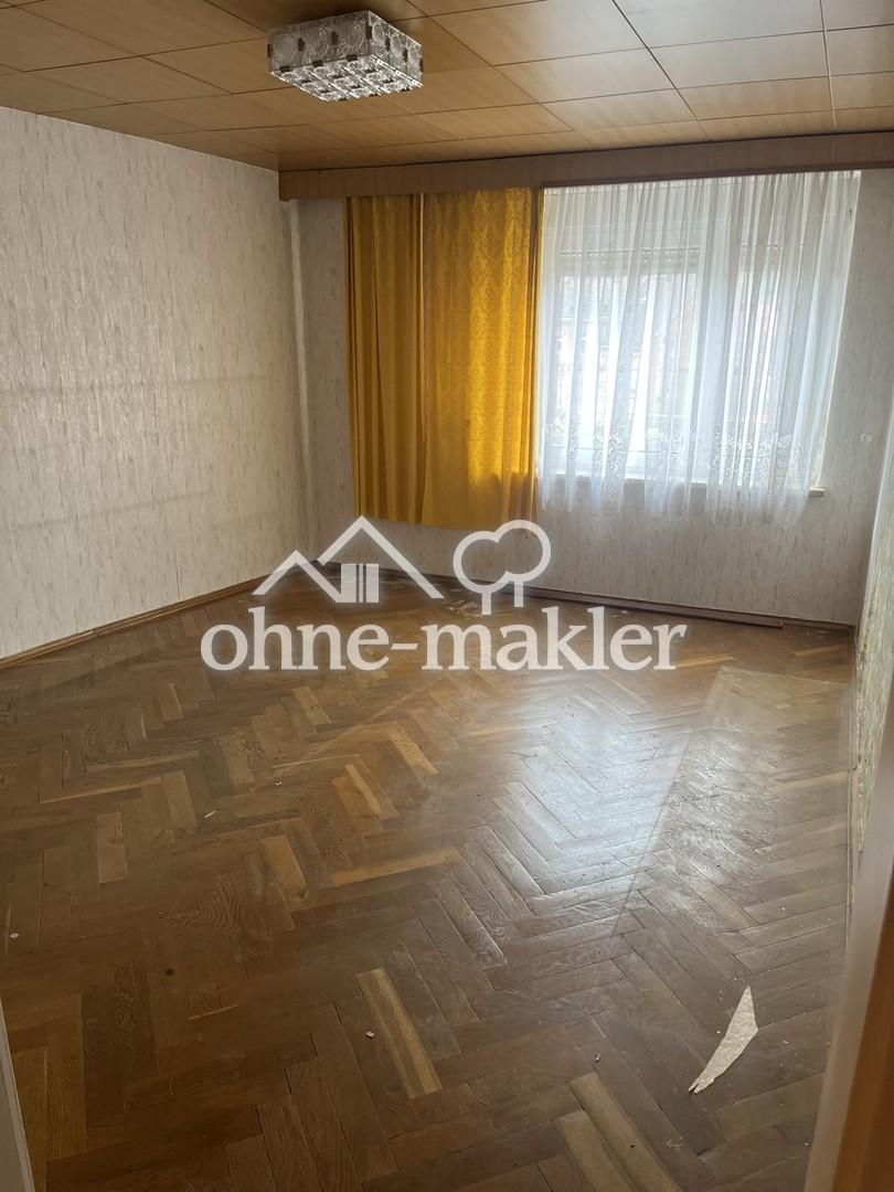 Wohn-/Schlafzimmer 2. OG