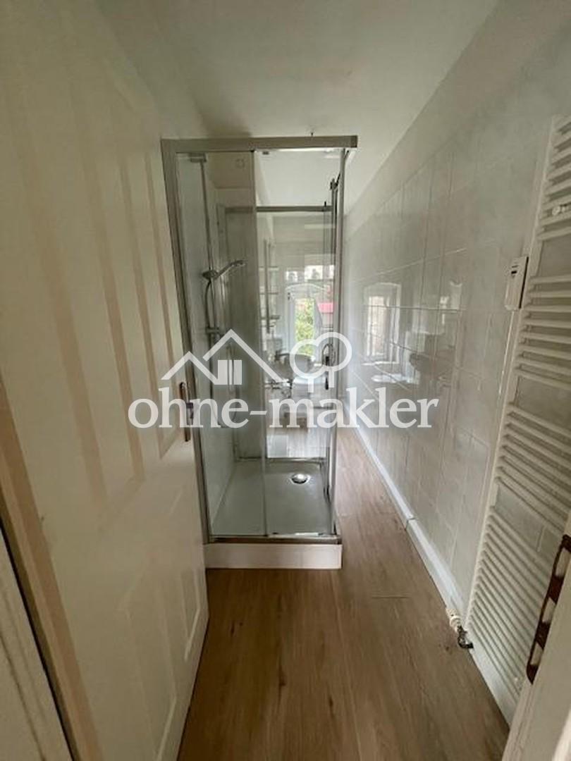 kl. MFH san. AB, 4-Zi. Wohng. 1.OG, 2xBad, 2 Balk., ruhig DD-Süd - Foto 3