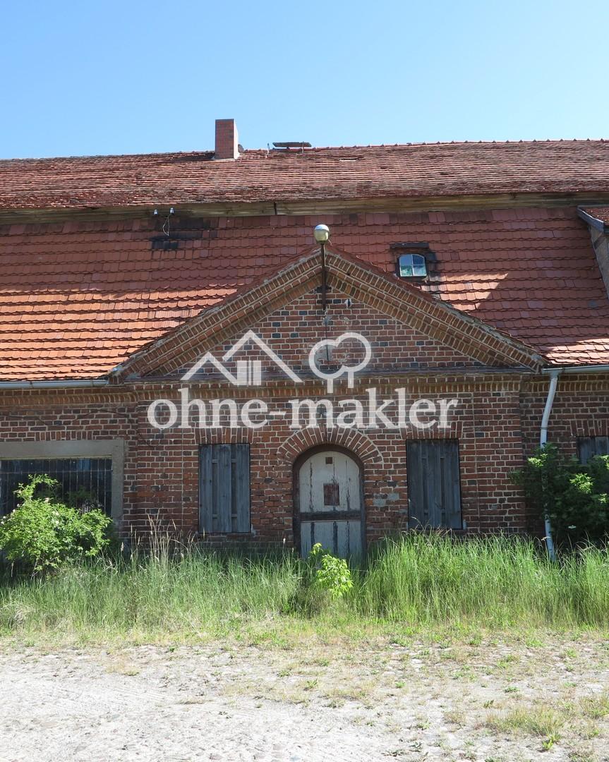 Mittelrisalit: ehem. Dorfladen