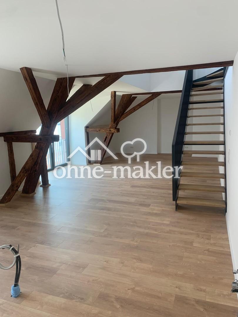 4 Zimmer (2 Zimmer eingeschränkte Nutzung) Wohnung, Dachterrasse, EBK, Tiefgarage, KfW 55 - Photo 1