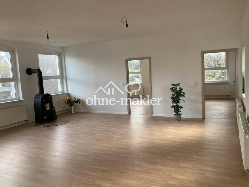 Wohnzimmer mit Kaminofen
