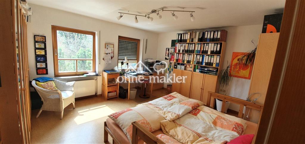Großzügige 6-Zimmer-Maisonettewohnung mit Südbalkon und Garage nahe Marienbergpark - Photo 5