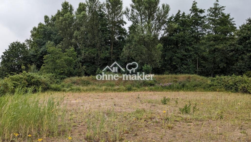 Grundstück