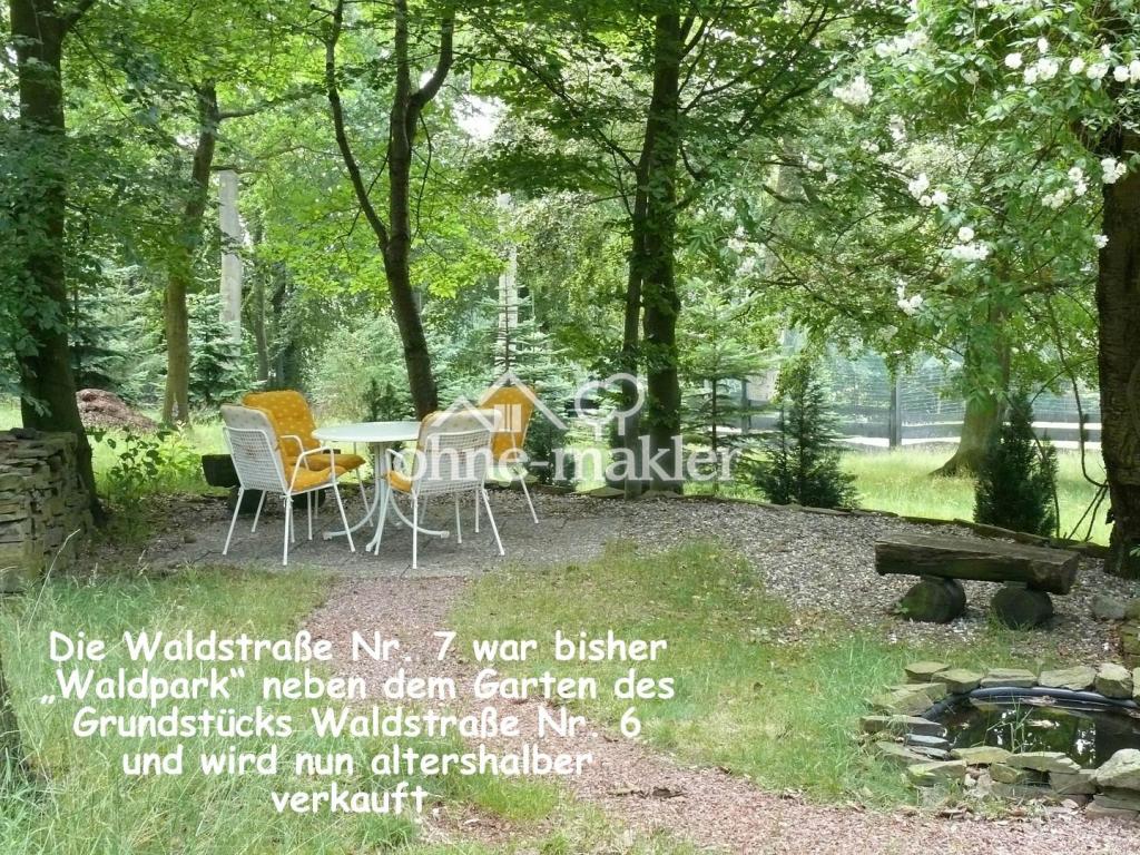 Nun Fotos der Waldstraße 7