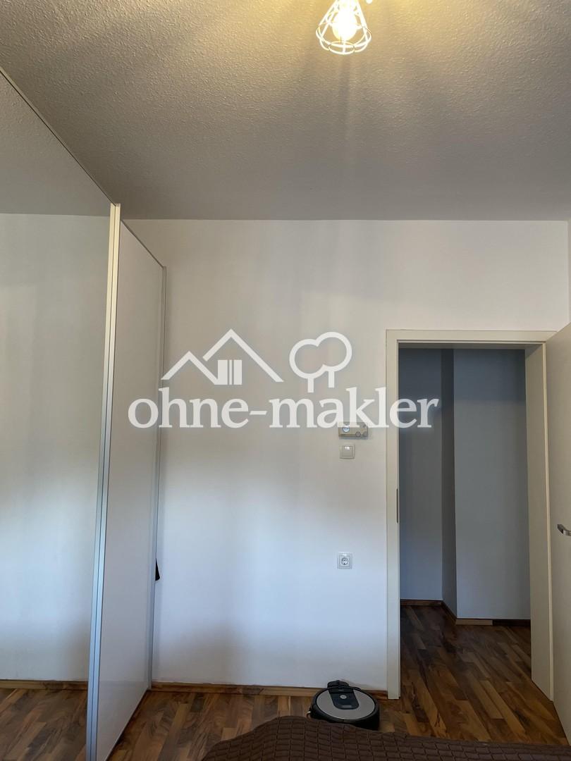 Großer Kleiderschrank 