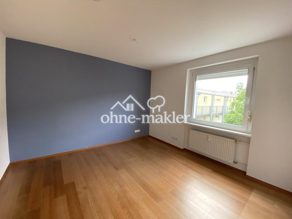 Ruhige 5-Zimmer-Wohnung mit guter U-Bahn/Bus-/Autobahn-Anbindung - Photo 1