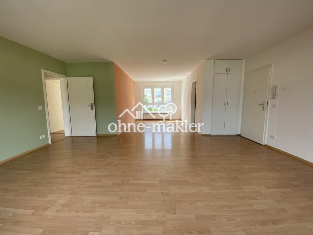 Ruhige 5-Zimmer-Wohnung mit guter U-Bahn/Bus-/Autobahn-Anbindung - Photo 1