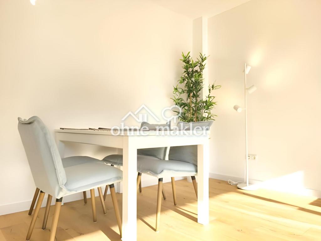 Wohnen auf Zeit: Sanierte 2-Zimmer-Wohnung mit großem Balkon in Hamburg-Marienthal - Photo 3