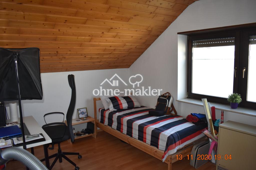 Sehr Helle schicke 3 Zimmer Dachgeschosswohnung mit Blick in die Berge - Foto 3