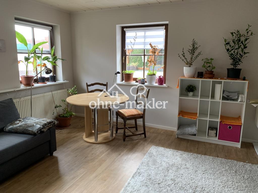 Sitzecke mit Regal, Wohnzimmer