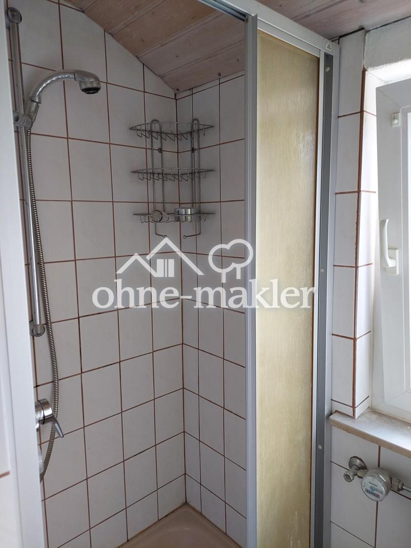 5 1/2 Zimmer Wohnung in ruhig gelegenem Zweifamilienwohnhaus mit sonnigem Garten - Photo 5