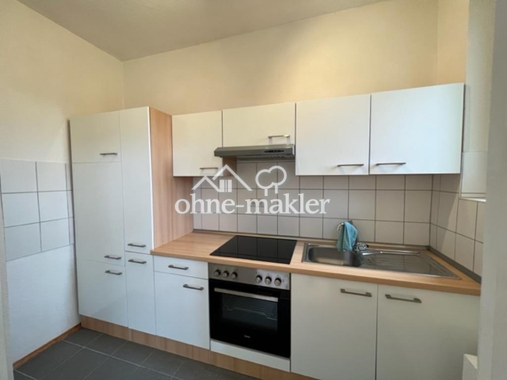 3 Zimmerwohnung 4. OG mit Balkon in ruhiger, zentraler Lage inkl. PKW Stellplatz und Einbauküche - Photo 3