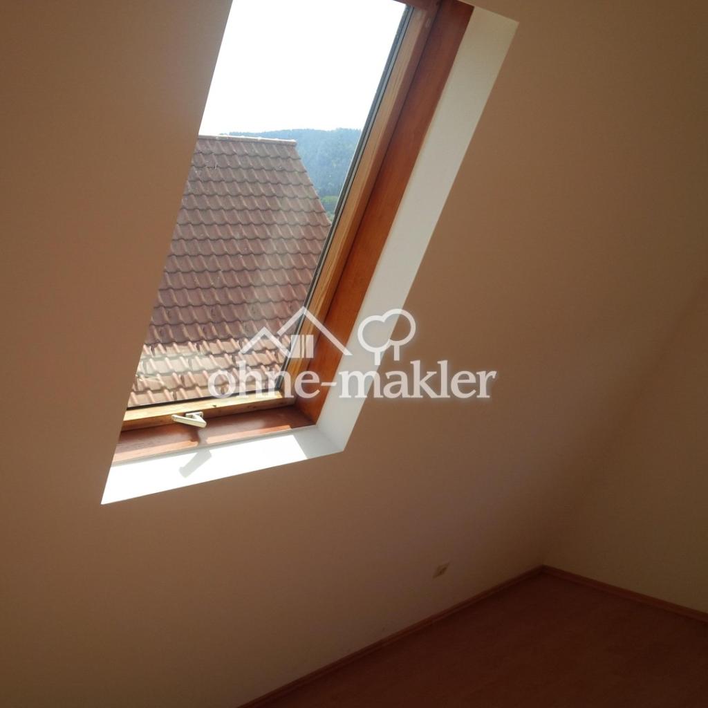 Große 3 bis 4 Zimmerwohnung Maisonette mit Balkon in Forbach - Gausbach - Photo 5