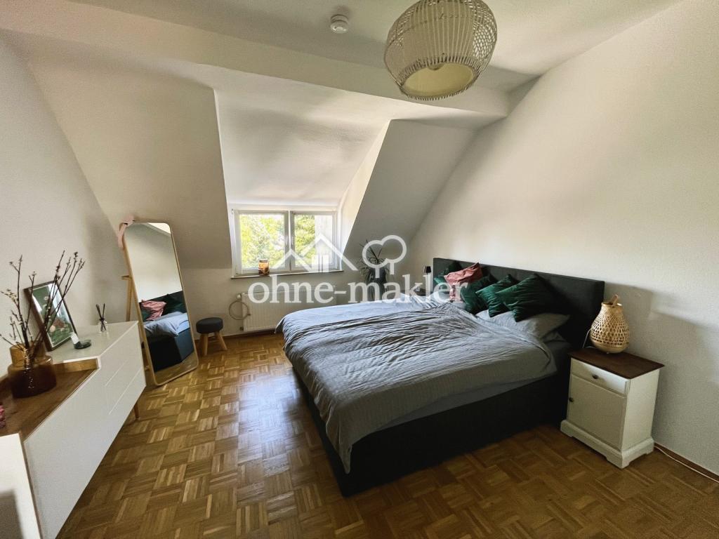 Helle, gut geschnittene Altbau-Dachgeschosswohnung in toller Lage - Foto 5