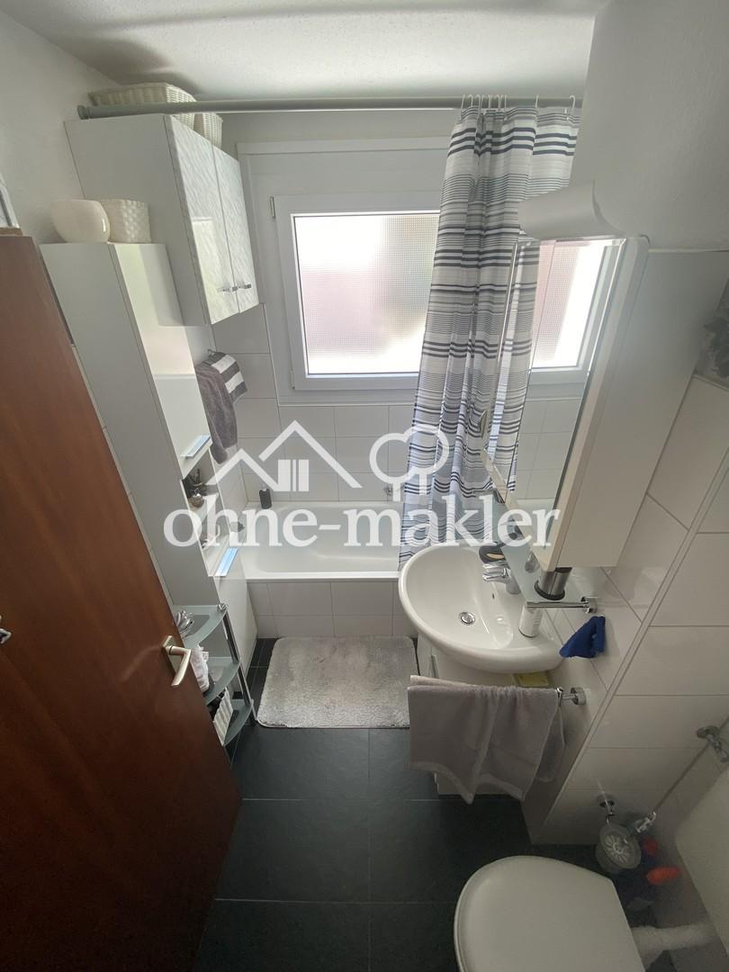 Badezimmer vor Renovierung 
