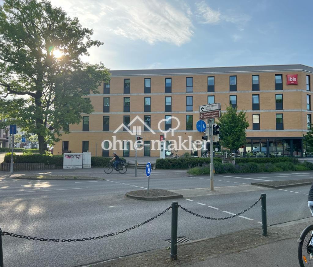 IBIS Hotel 