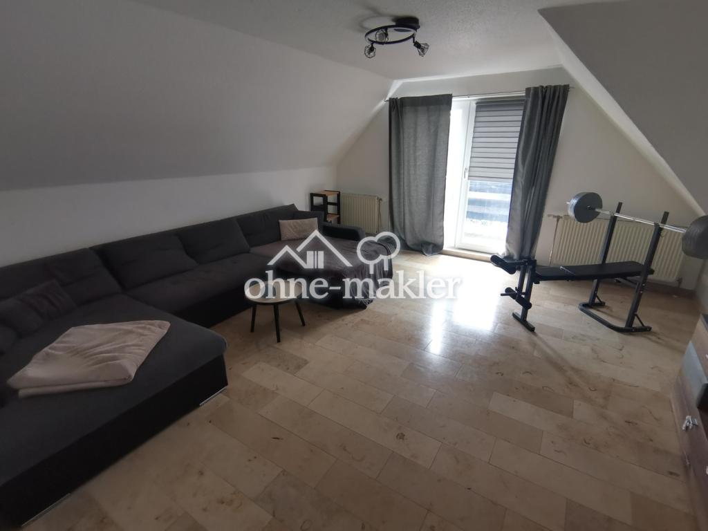 4-Raum DG-Wohnung mit EBK und Balkon - Photo 2