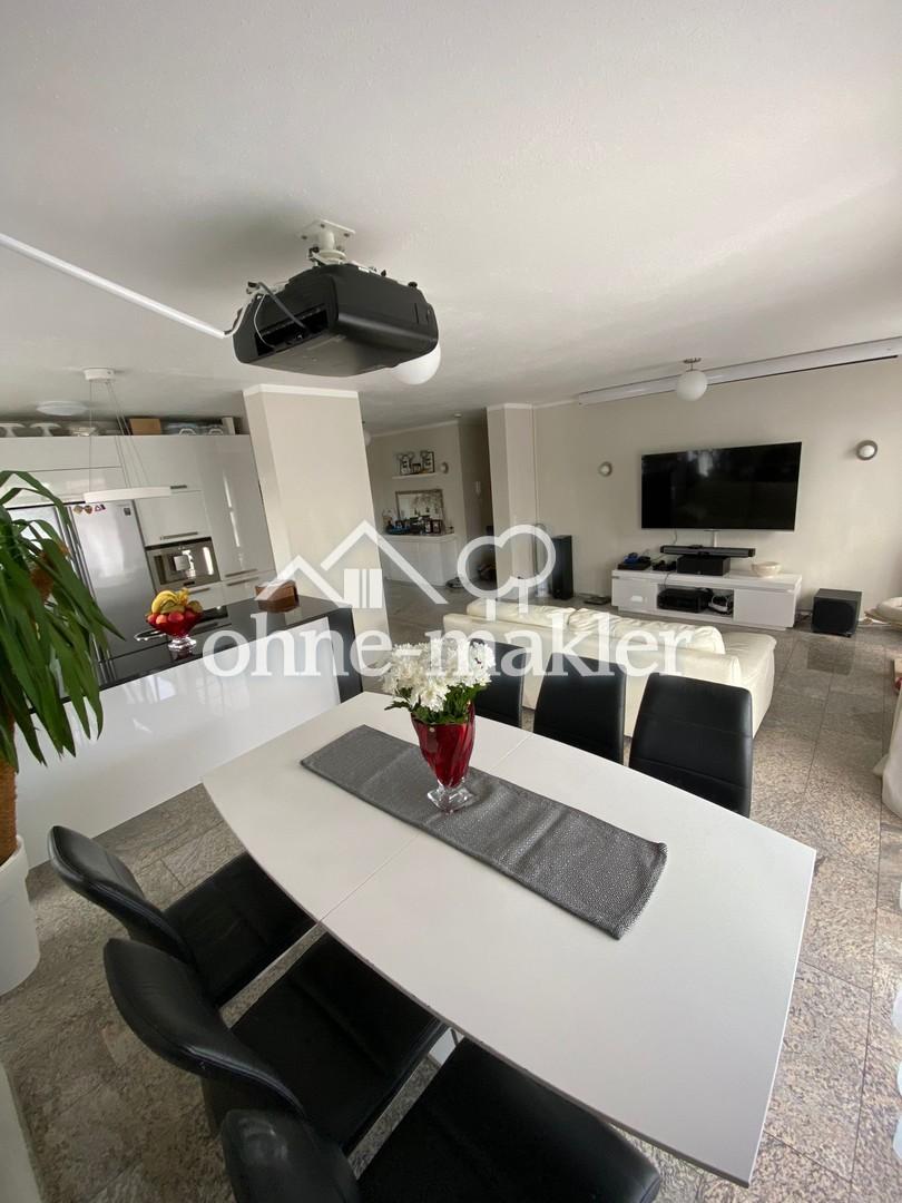 Große Terrassenwohnung + Hobbyraum - Photo 1