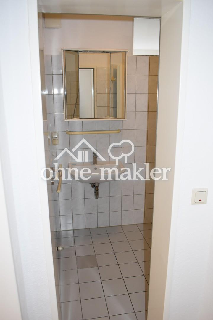 Schöne 1-Zimmer Wohnung mit Einbauküche und Balkon in Wiesbaden #32 - Photo 4