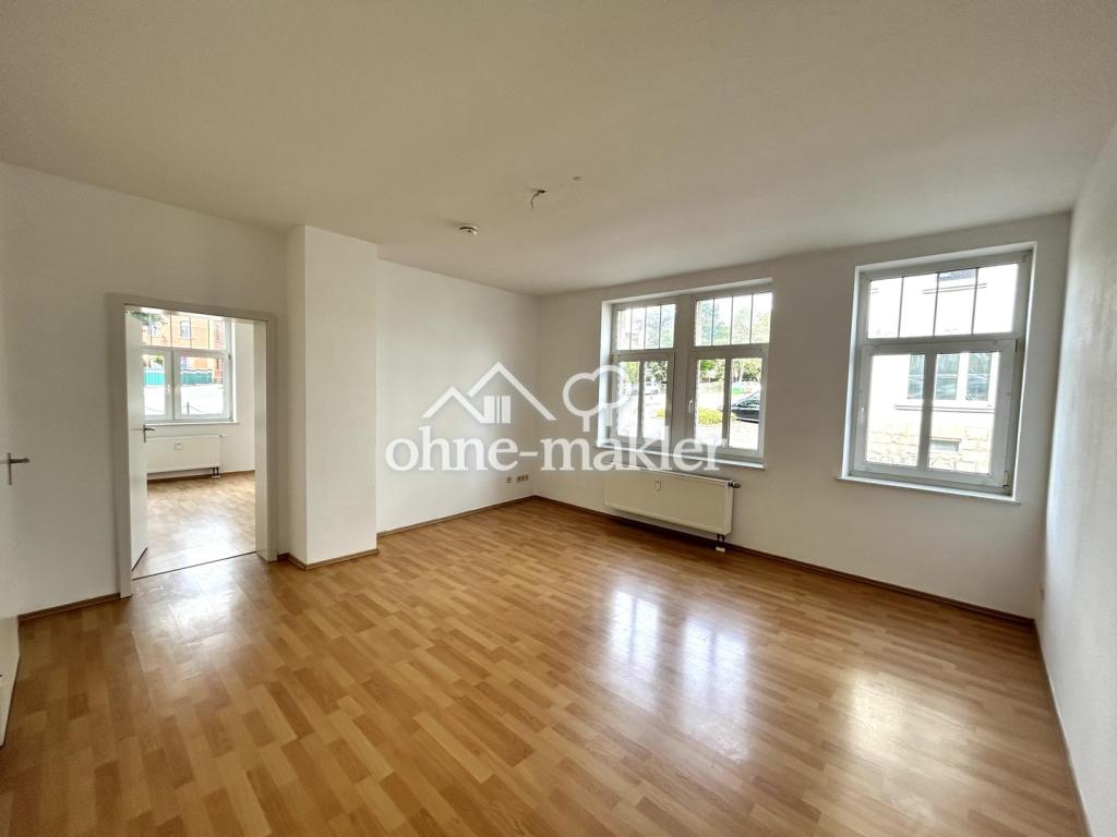 ***Großzügige 3-Zimmer-Erdgeschosswohnung mir modernem Badezimmer in Hohenstein*** - Photo 1