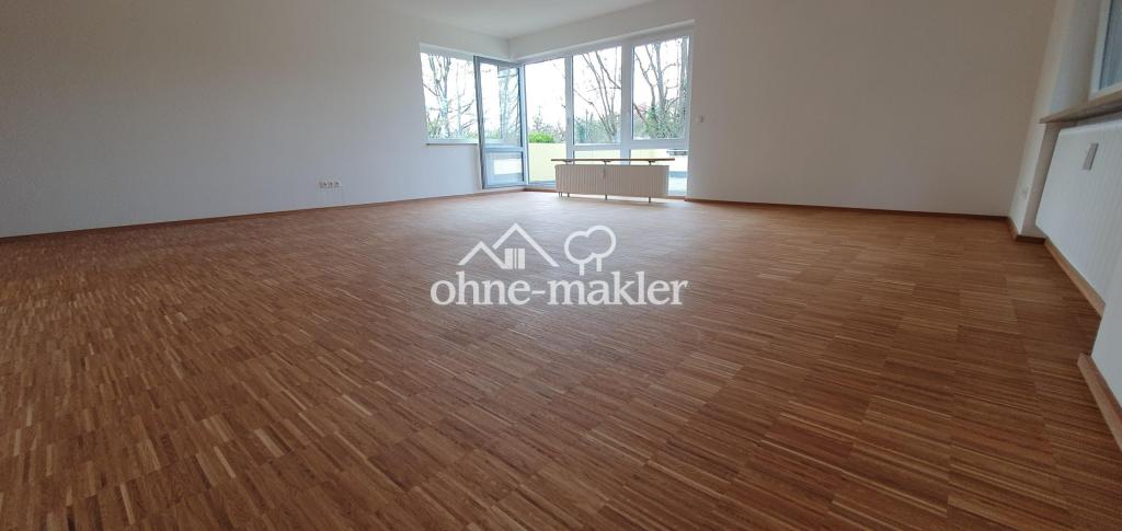 Wohnzimmer Blick zur Terrasse