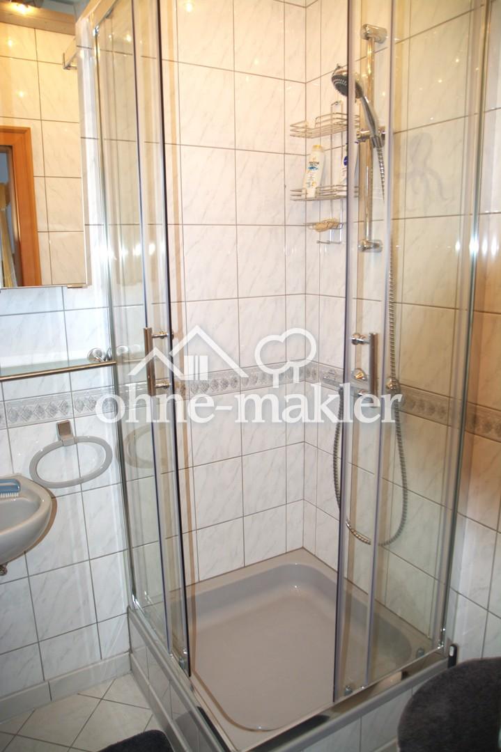 Gästetoilette mit Dusche