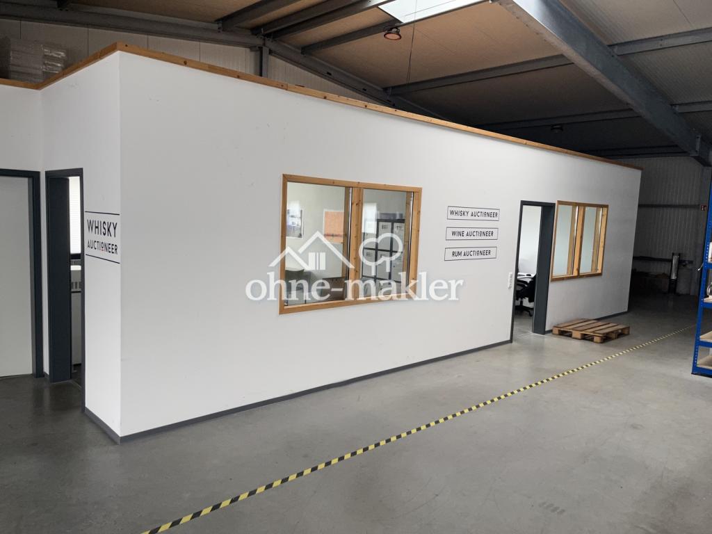 Innenansicht Halle Büro etc.