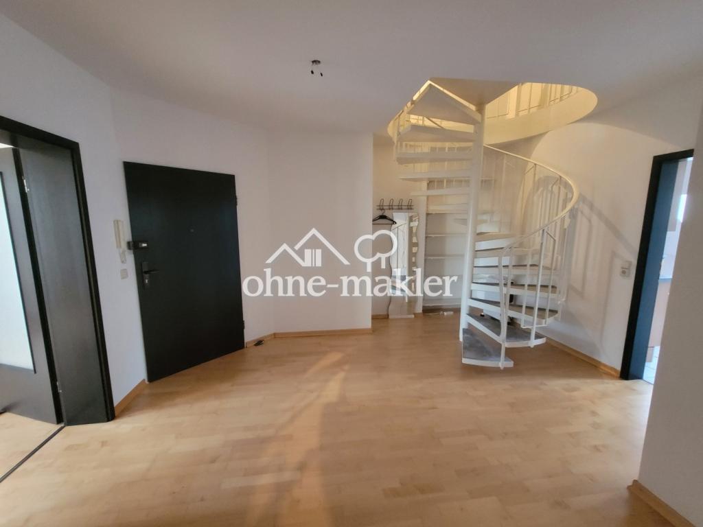 Maisonette Penthouse Wohnung in Rheinnähe - Photo 1