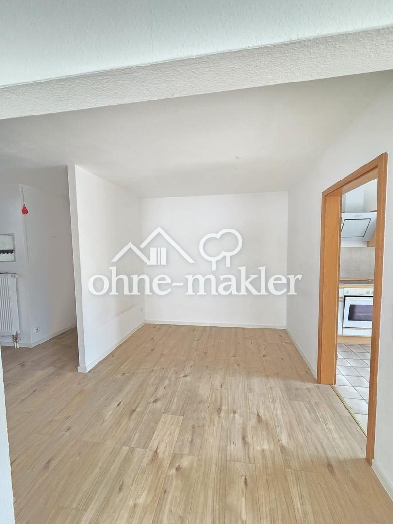 Helle und gepflegte 3-Zimmer-Wohnung mit Balkon in Neuenburg - Photo 2