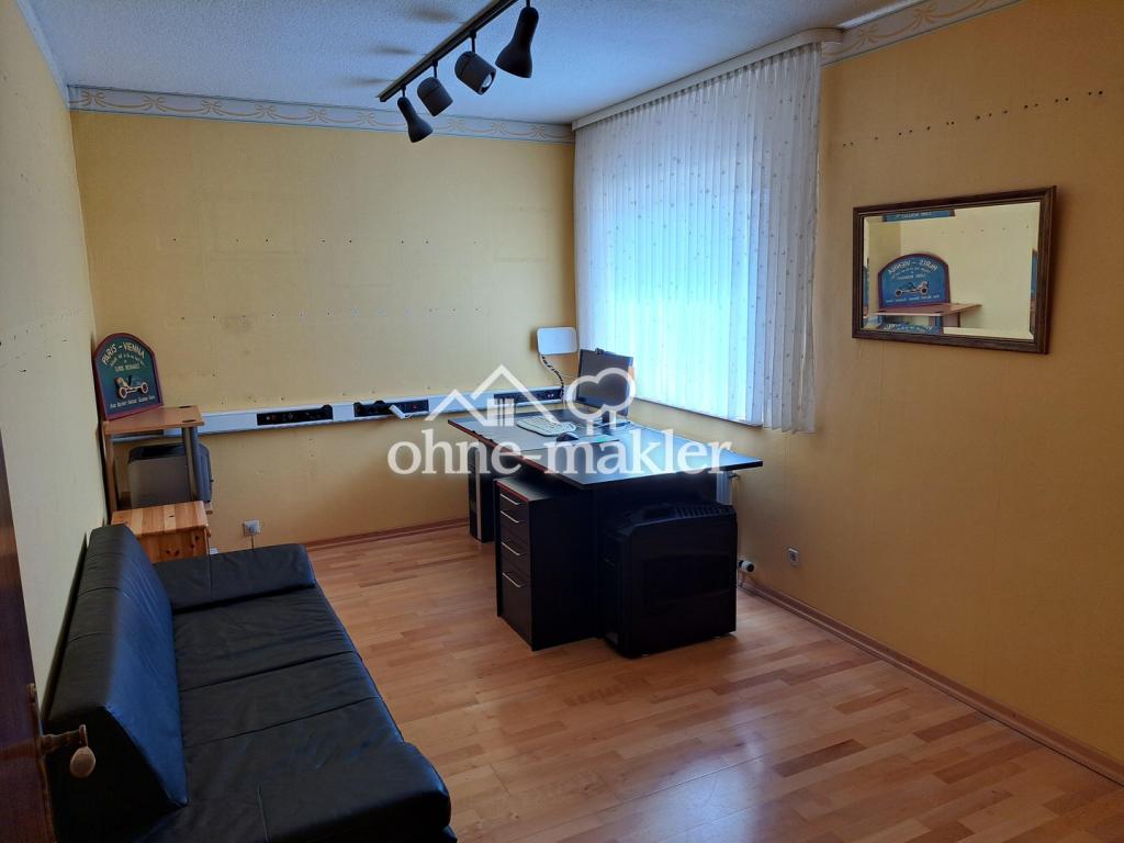 Arbeitszimmer