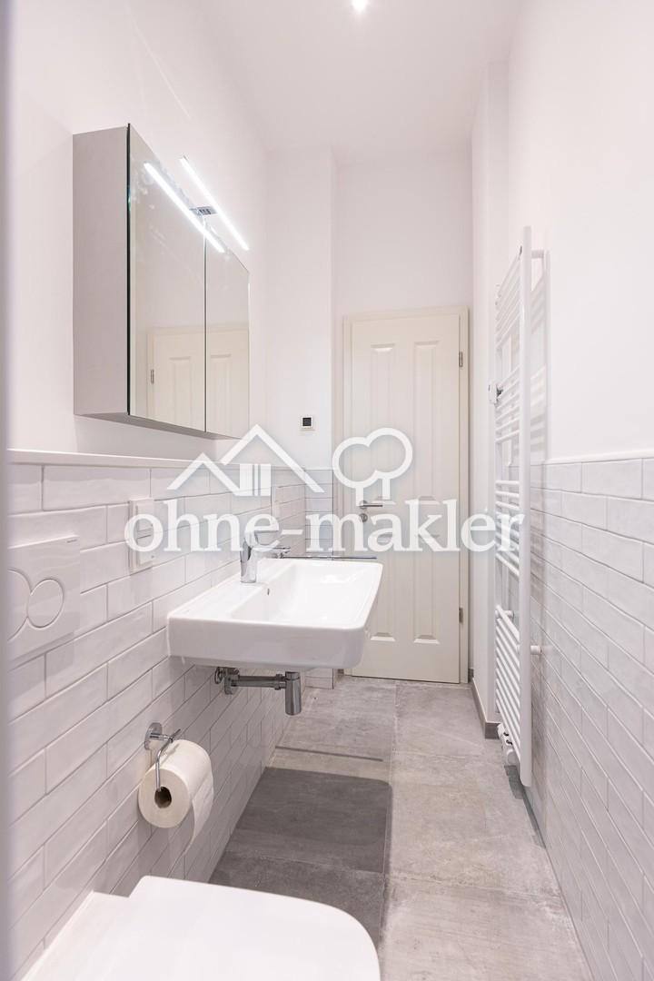 Altbaucharm auf Neubauniveau - 3 Zimmer mit Balkon, neue EBK, kernsaniert, top Lage - Photo 4