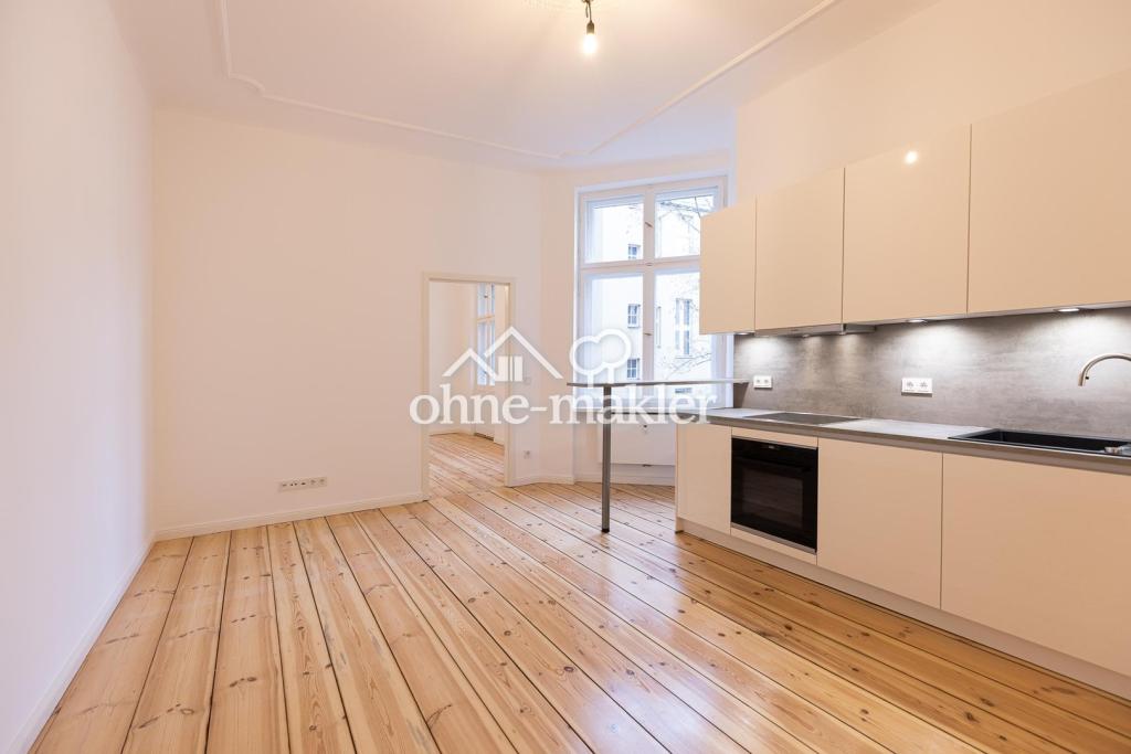 Altbaucharm auf Neubauniveau - 3 Zimmer mit Balkon, neue EBK, kernsaniert, top Lage - Photo 2
