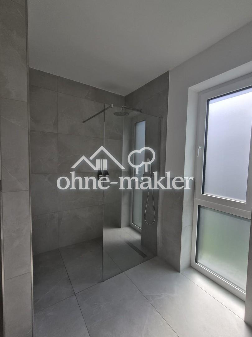 ,,Helle, moderne, geräumige 2- Zimmer Obergeschosswohnung'' - Photo 4
