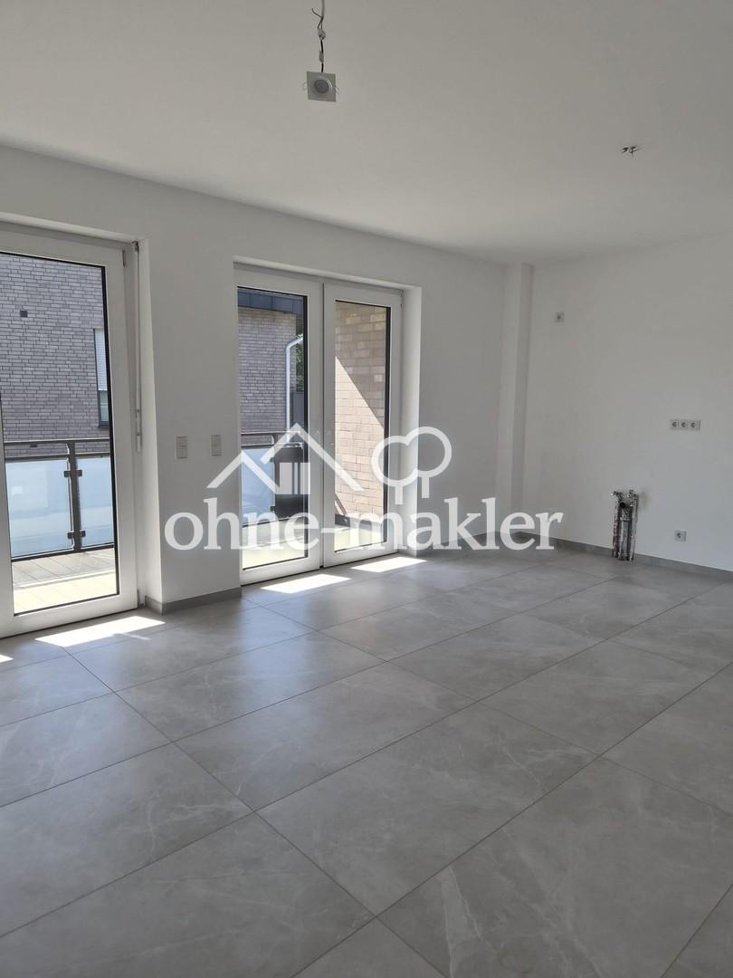 ,,Helle, moderne, geräumige 2- Zimmer Obergeschosswohnung'' - Photo 1