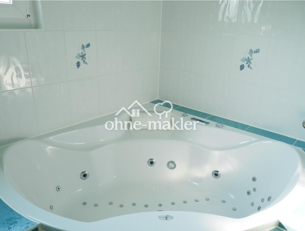 Masterbad Whirlpool-Eckwanne