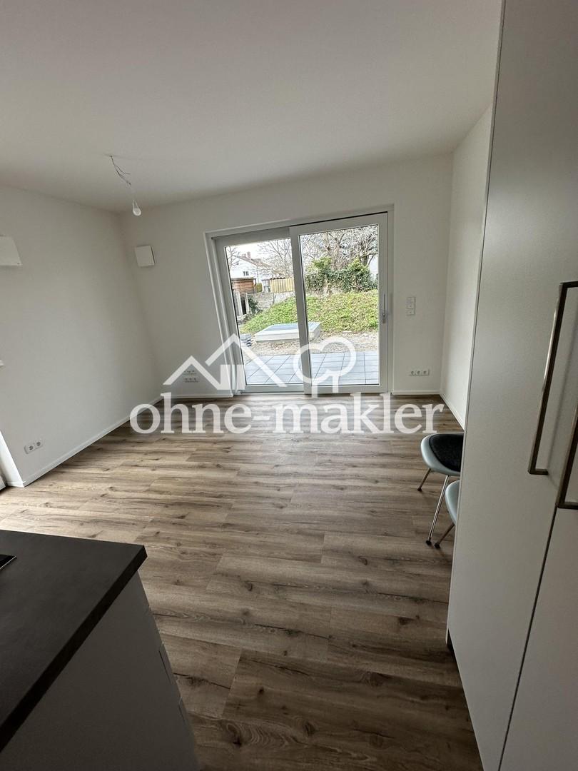 Neubau- mit Einbau Küche und Südterrasse (Teilmöbliert) - Photo 1