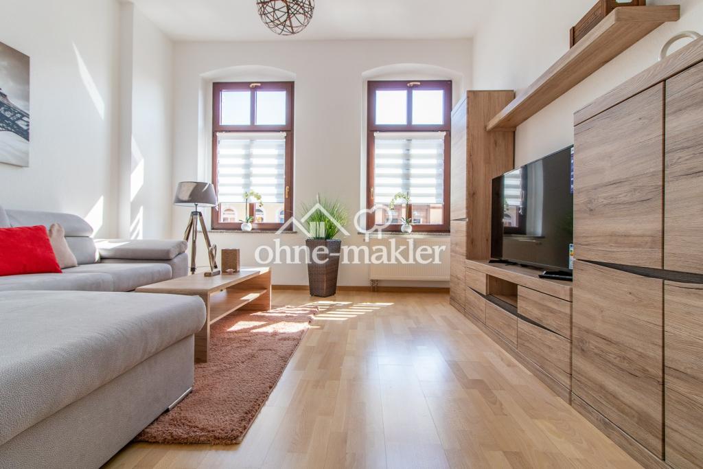 komplett möblierte 2-Zimmer-Wohnung mit Balkon in zentraler Lage - Photo 1
