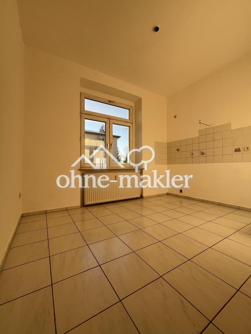 Erstbezug nach Renovierung - 5-Raumwohnung im 1. OG in ruhiger Lage - Photo 4