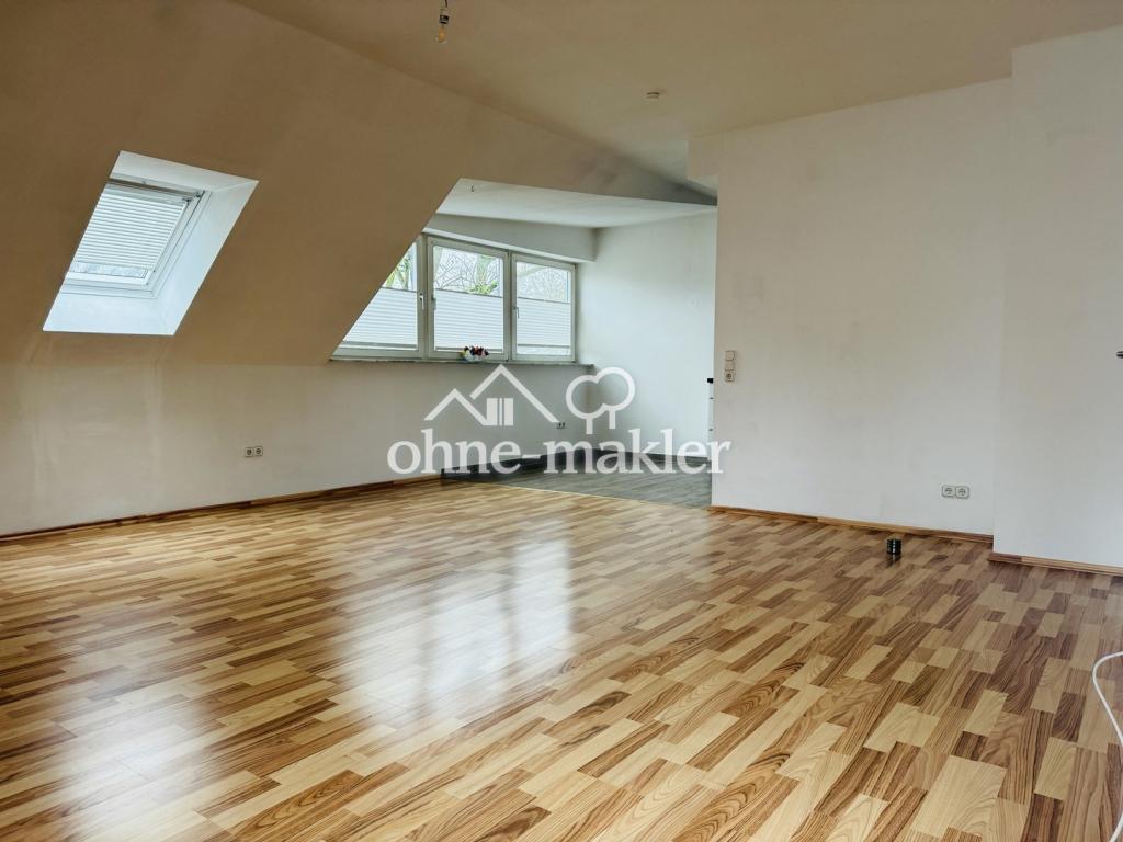 Helle DG-Wohnung mit großer Dachterrasse, Stellplatz & Nähe S-Bahn Hermsdorf - Photo 5