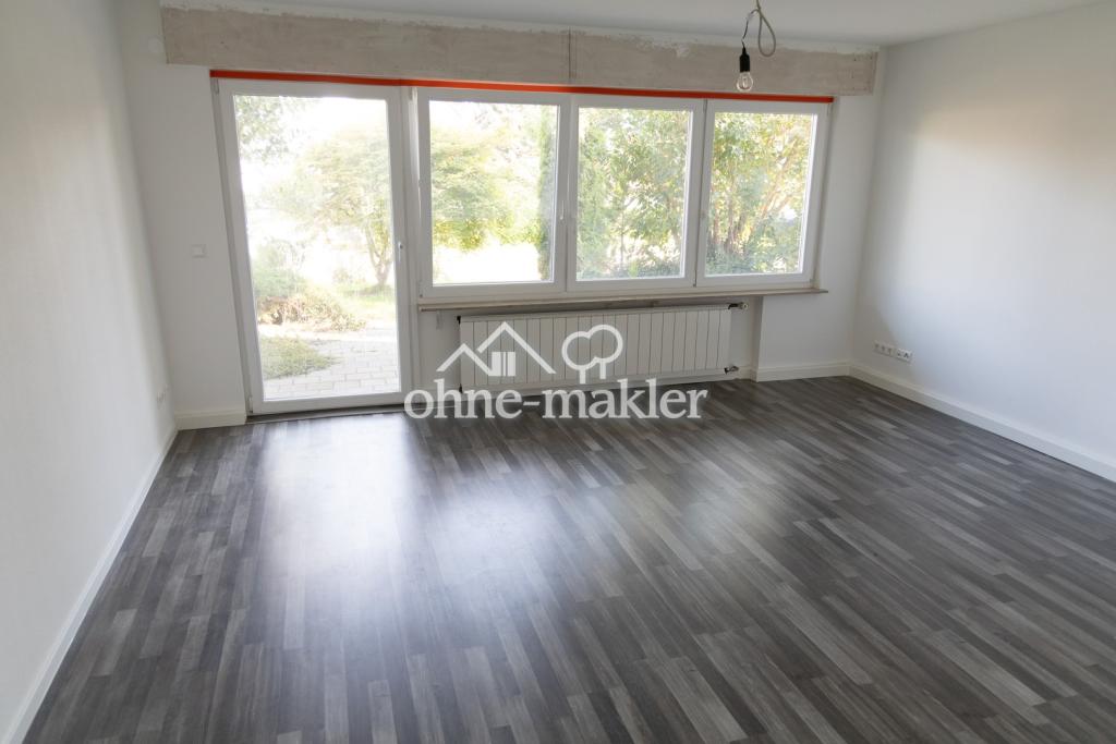 Sanierte 2.5-Zi-Wohnung mit Einbauküche, Terrasse, Garten + Gartenhütte in Waldstetten - Photo 1