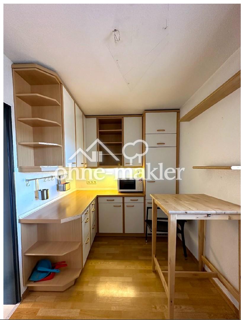 Helle 2-Zimmer-Wohnung mit großer Loggia, Einbauküche und Weitblick - Photo 2