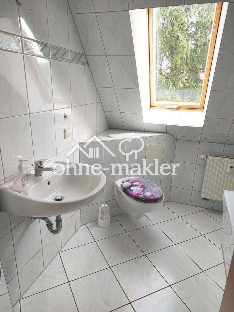 Hübsche kleine 3 Zimmer WE mit Einbauküche im DG - Foto 4