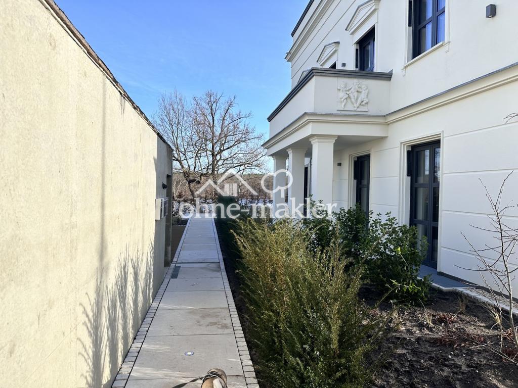 2-Zimmer, Jugendstilhaus, Erdgeschoss, große überdachte Terrasse - Foto 1