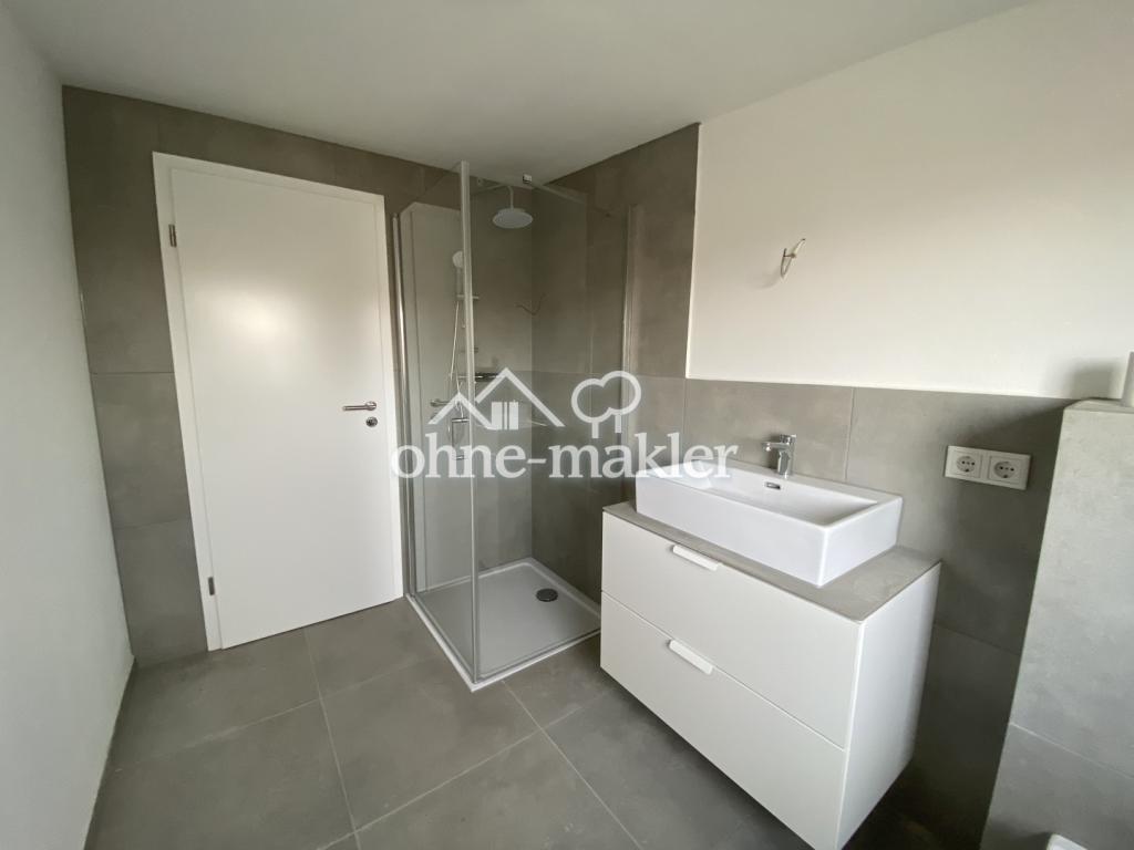 Wohnung über 2 Etagen mit Balkon, WG geeignet, 4-Zimmer, Maisonette, Nähe Bahnhof - Photo 4