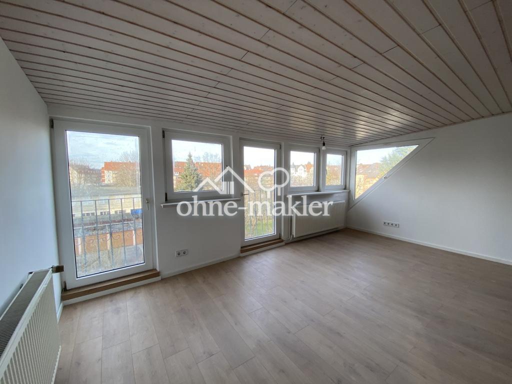 Wohnung mit Balkon, WG geeignet, 4-Zimmer, Maisonette, Nähe Bahnhof - Photo 4