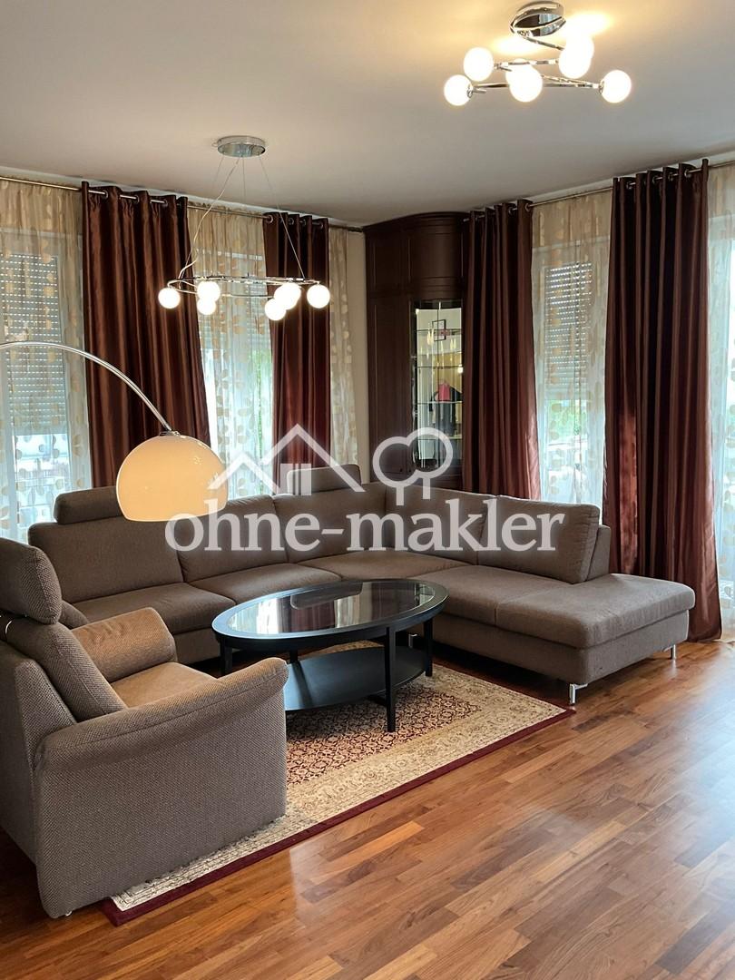 4 Zimmer Wohnung in einer Stadtvilla in Schmargendorf, Fußbodenheizung, Terrasse, 2 TG Stellplätze - Foto 1