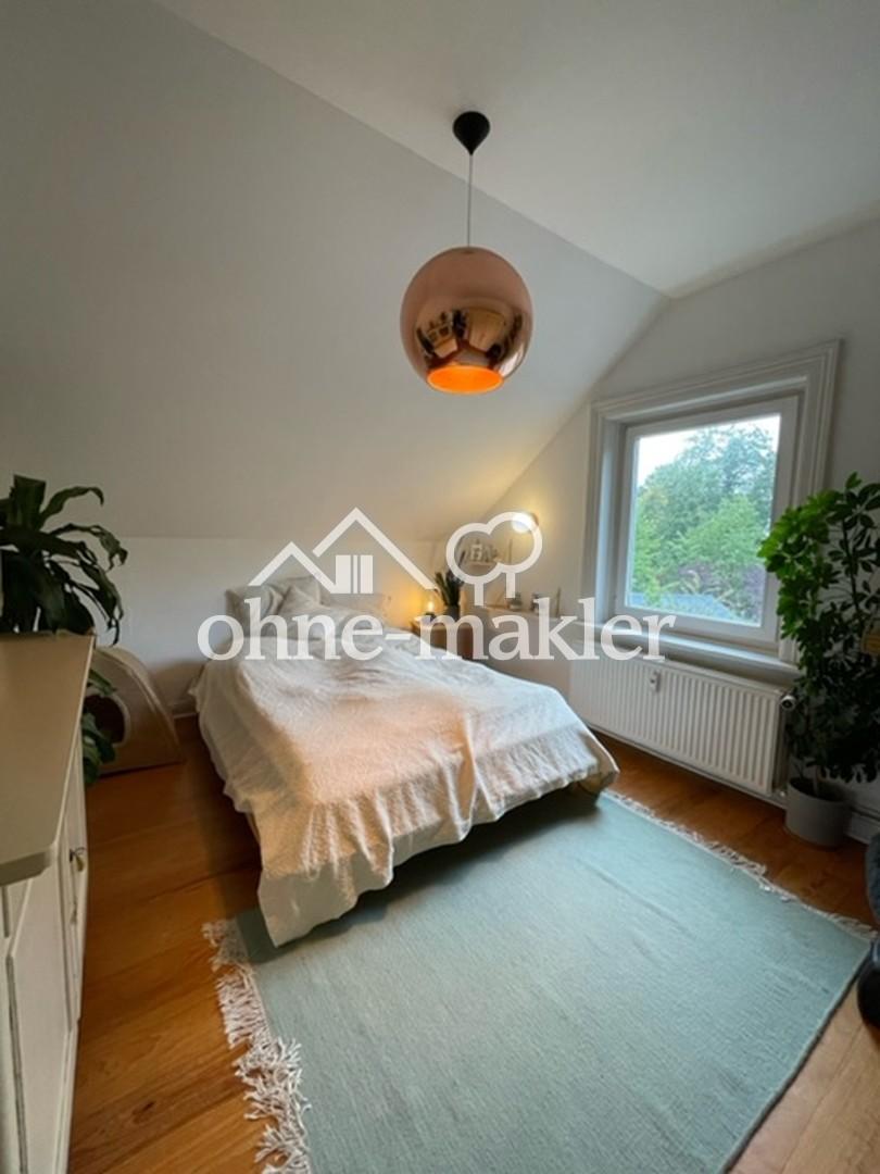 Dachgeschoss in Jugendstilhaus direkt am Jenischpark mit Terrasse und eigenem Garten - Foto 3