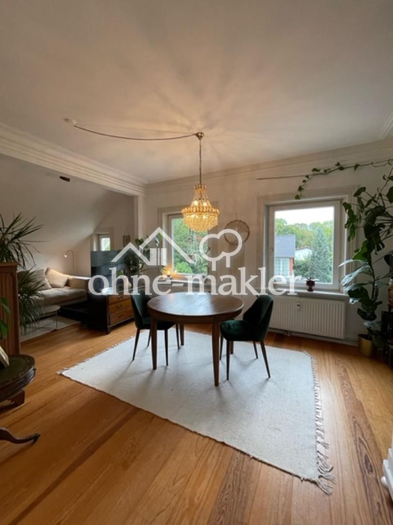 Dachgeschoss in Jugendstilhaus direkt am Jenischpark mit Terrasse und eigenem Garten - Foto 1