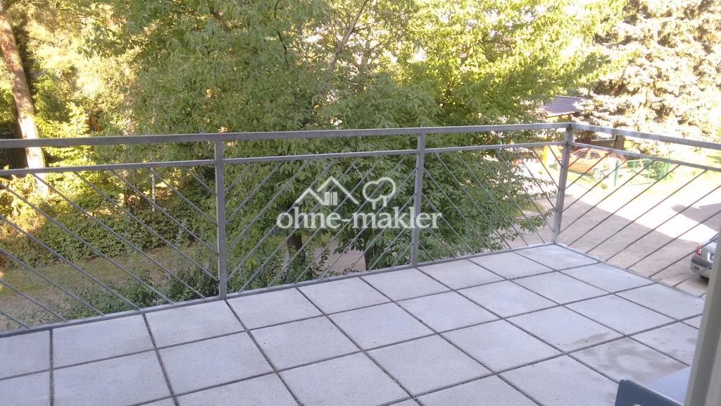Nahe BER, Tesla, Rolls Royce! Ruhige 1-Zimmer-Wohnung mit Balkon, Stellplatz u. Einbauküche - Photo 2